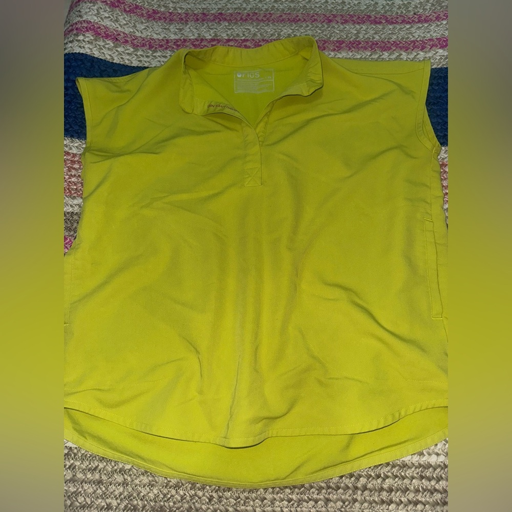 Figs limeade Rafaela Scrub Top